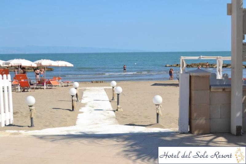 Hotel Del Sole Margherita Di Savoia Exterior foto